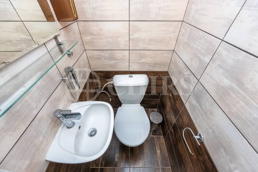 Pronájem komerčního prostoru, OV, 108 m2, ul. Salmovská 1517/14, Praha 2 - Nové město