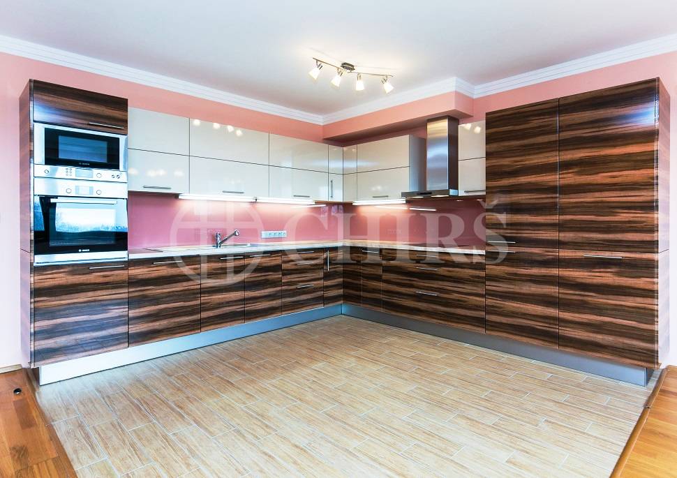 Pronájem bytu 3+kk, OV, 109m2, ul. V Zářezu 902/4, Praha 5 - Jinonice