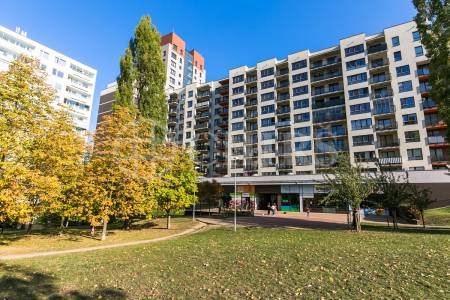 Prodej bytu 4+kk, OV, 93m2, ul. Jeremiášova 2722/2b, P-5 Stodůlky