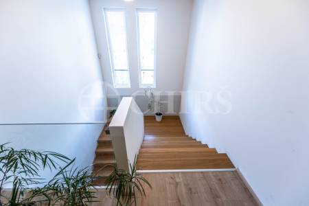 Pronájem kanceláře, OV, 20m2, ul. Armády 2793/26, Praha 5 - Stodůlky