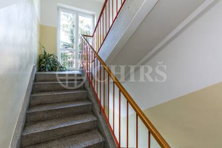 Prodej bytu 1+1, OV, 40 m2, ul. Na Vrcholu 2589/3, Praha 3 – Žižkov