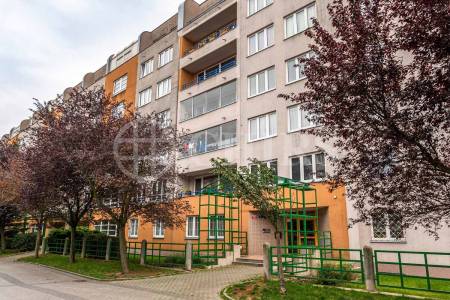 Prodej bytu 1+kk, OV, 31m2, ul. Bašteckého 2556/9, Praha 5 - Stodůlky