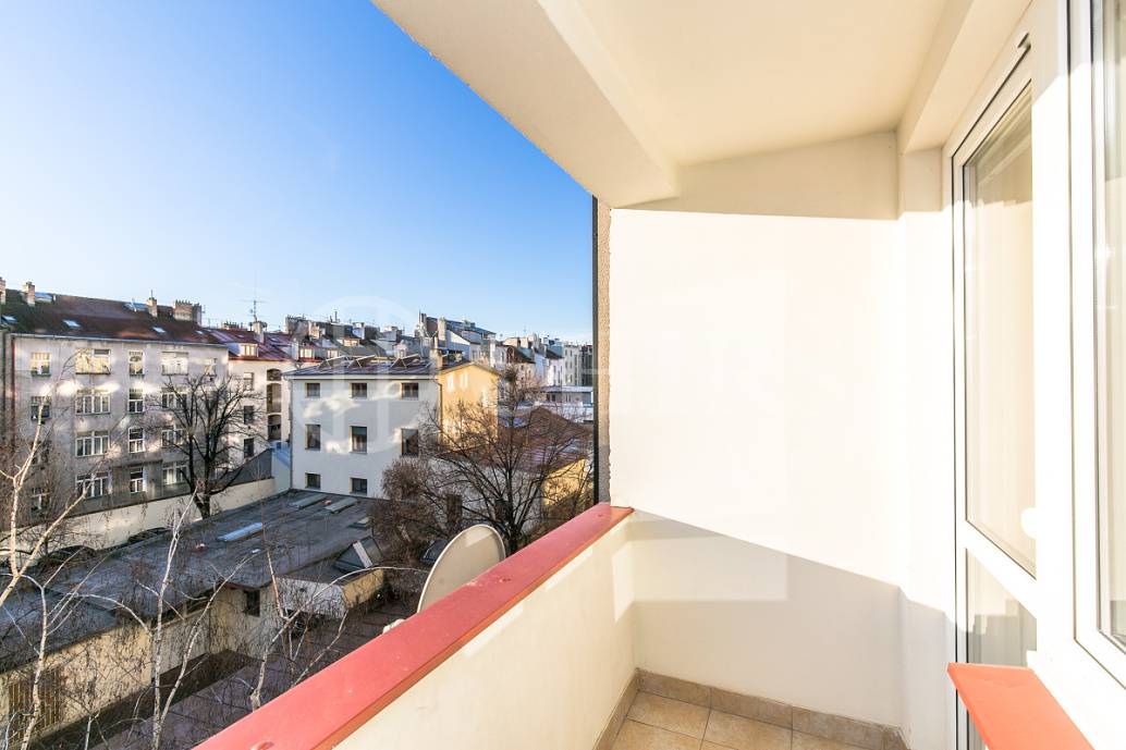 Prodej bytu 3+1, OV, 74m2, ul. Bulharská 1401/38, Praha 10 - Vršovice