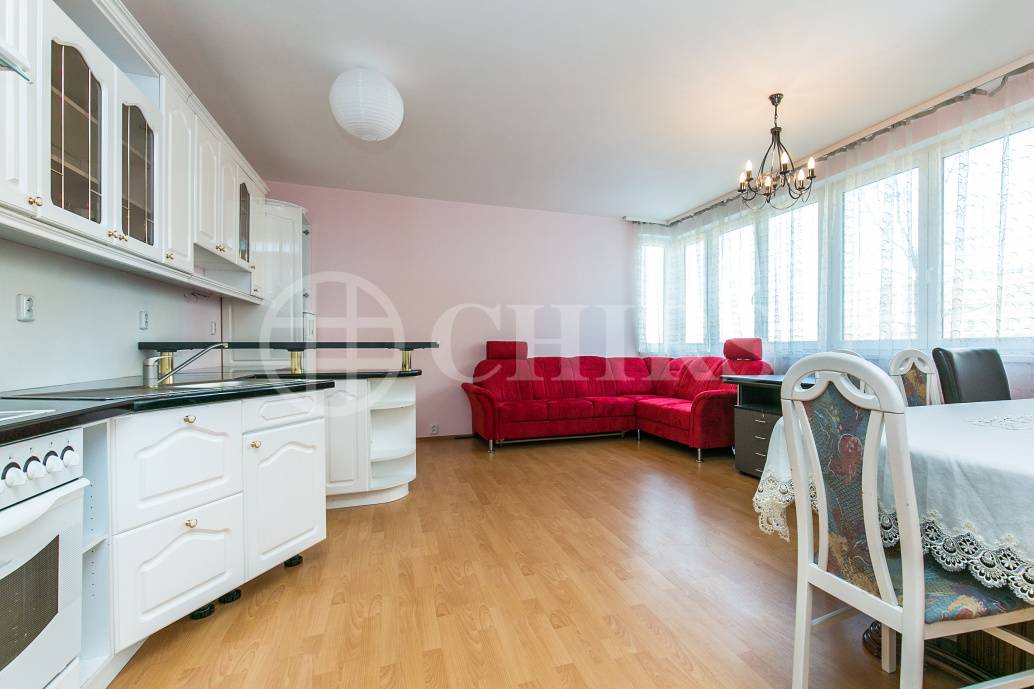 Prodej bytu 4+kk s lodžií a garážovým stáním, OV, 99m2, ul. Berlínská 1491/9, Praha 10 - Hostivař
