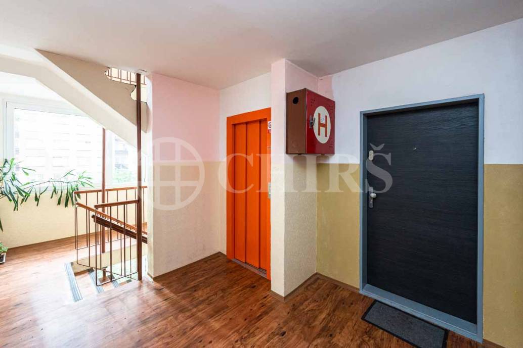 Prodej bytu 3+1 s lodžií, OV, 76m2, ul. Mazancova 3055/5, Praha 4 - Modřany