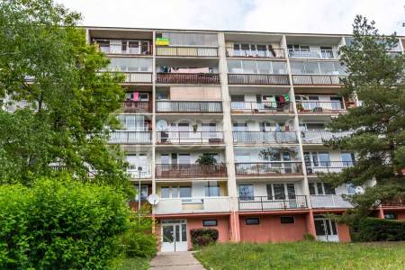 Pronájem bytu 3+kk s lodžií, OV, 78m2, ul. Mrkvičkova 1374/16, Praha 6 - Řepy