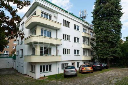 Prodej bytu 3+1 s balkonem a lodžií, OV, 105m2, ul. Mydlařka 164/9, Praha 6  - Dejvice