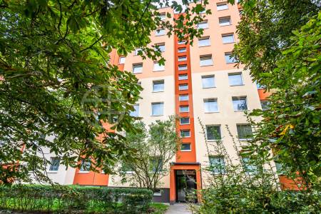 Prodej bytu 1+kk, DV, 29 m2, ul. Daškova 3086/26, Praha 4 - Modřany