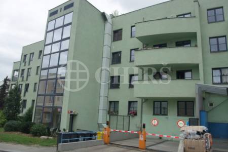 Pronájem GS, ul.  8. listopadu 228/1a, Praha 6 -  Břevnov
