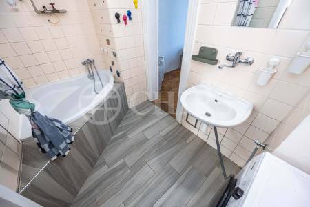 Prodej bytu 3+1, OV, 100m2, ul. Veletržní 405/31, Praha 7 - Holešovice