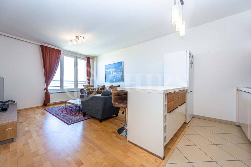 Prodej bytu 2+kk, OV, 63m2, ul. Tlumačovská 2766/26, Praha 5 - Stodůlky