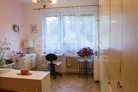 Prodej bytu 3+1, OV, 73 m2, ul. Kamerunská 607/1, Praha 6