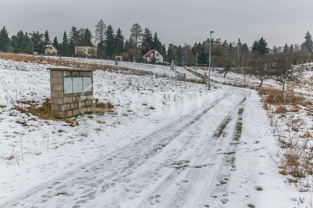 Prodej pozemků, OV, od 1885m2 do 3351m2, ul. Na Lukách, Unhošť, Středočeský kraj