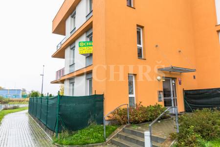 Prodej bytu 1+kk, OV, 31m2, ul. Na Výrovně 2693/2, Praha 5 - Stodůlky