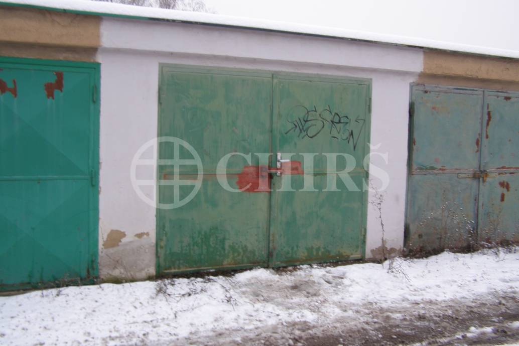 Pronájem garáže, OV, 20m2, ul. Na Větrníku, P-6 Veleslavín