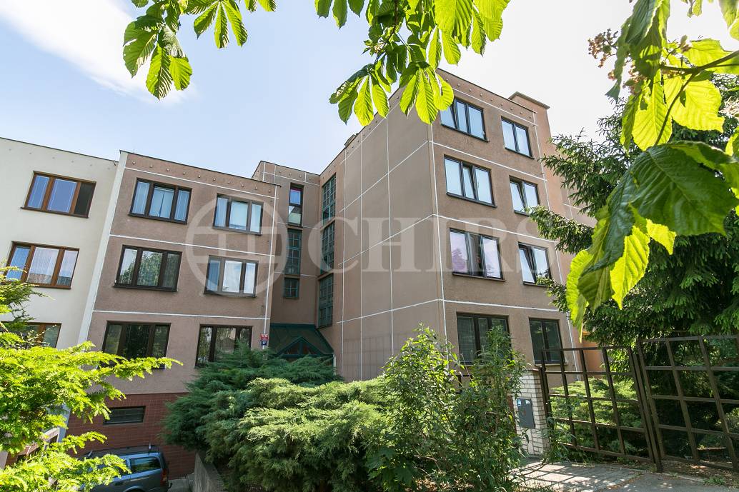 Prodej bytu 3+1 s lodžií, OV, 70m2, ul. K Zahrádkám 1010/37, Praha 5 - Stodůlky