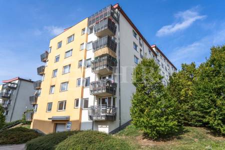Pronájem bytu 2+kk s balkonem, OV, 58m2, ul. Melodická 1417/11, Praha 5 - Stodůlky