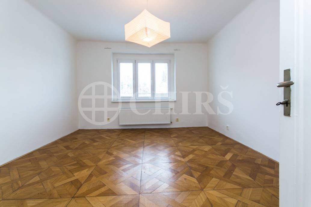 Pronájem bytu 1+1 s terasou, OV, 64m2, ul. Nad Cihelnou 312/28, Praha 4 - Podolí