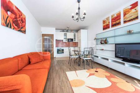 Prodej bytu 2+kk s lodžií, OV, 51m2, ul. Milotická 458/14, Praha 5 - Zličín