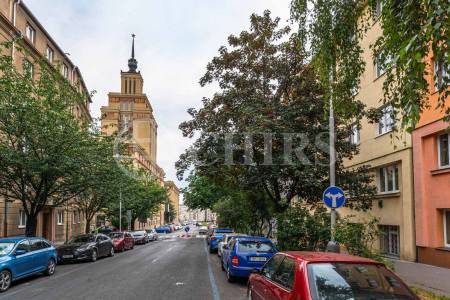 Pronájem bytu 1+1, OV, 48m2, ul. Koulova 1596/10, Praha 6 - Dejvice