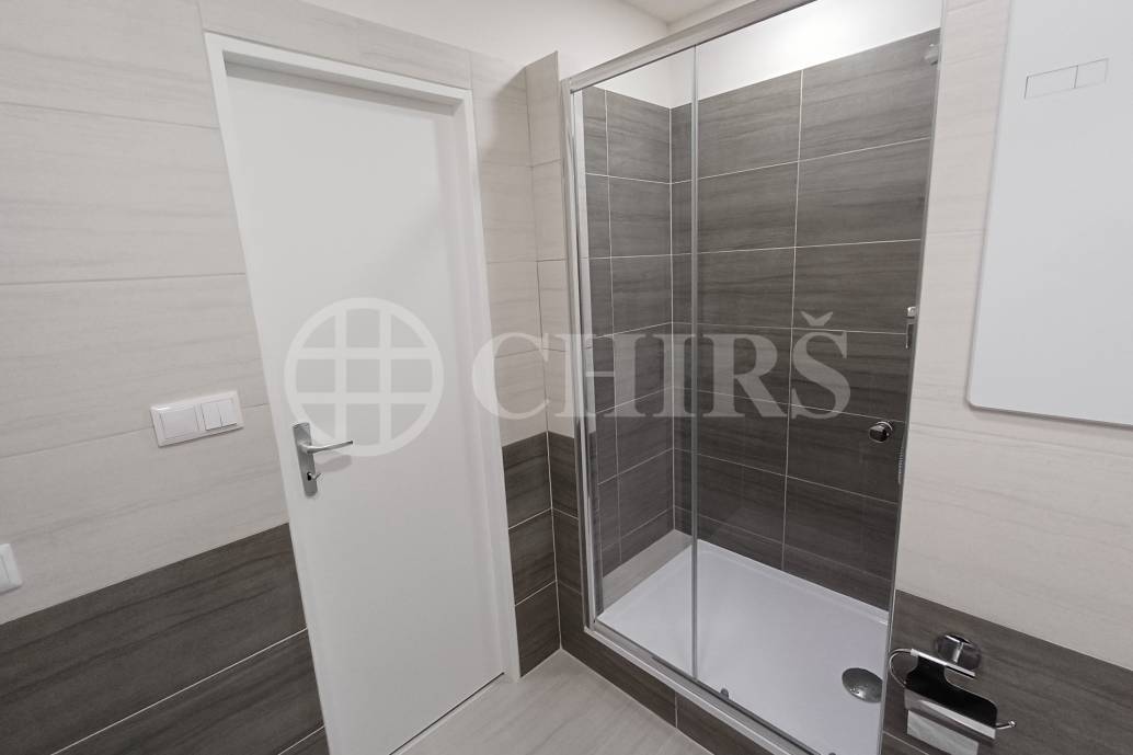 Pronájem bytu 1+kk, OV, 34 m2, ul. Nechvílova 1830/18, Praha 11 - Chodov