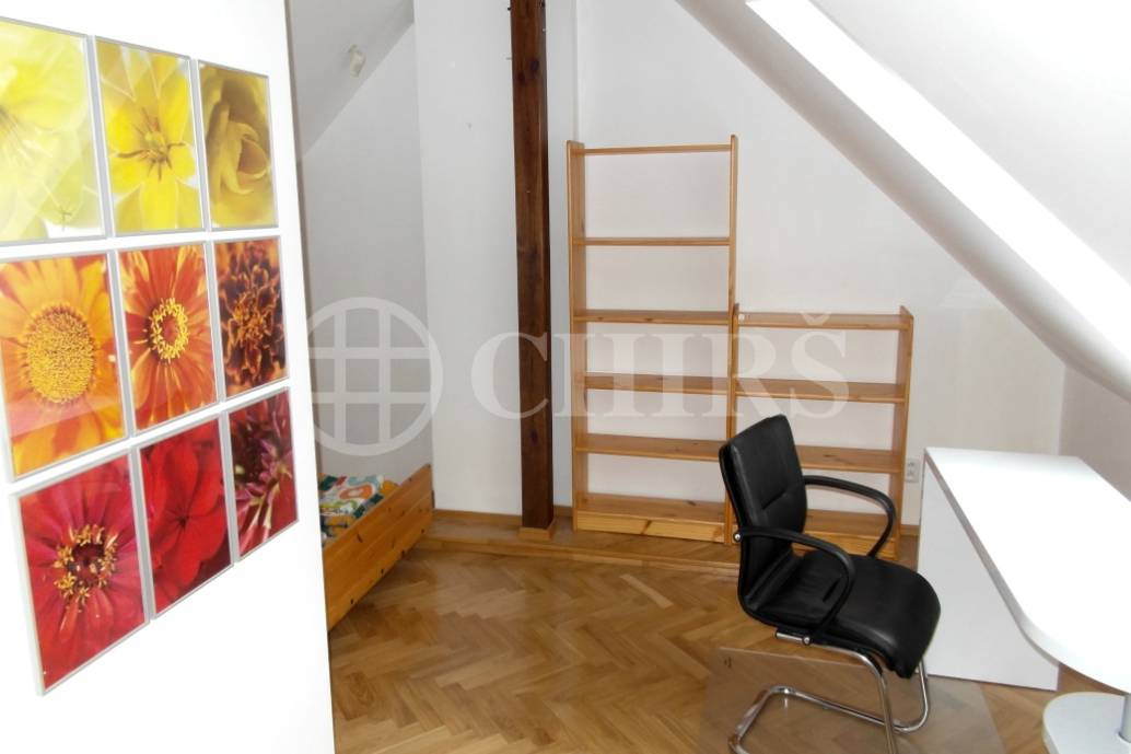 Pronájem luxusního bytu 4+kk, 147 m2, U třetí baterie, Praha 6.  