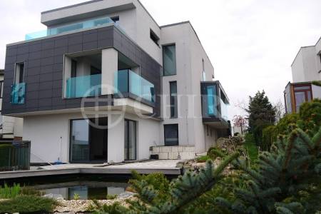 Prodej RD 6+kk, OV, 350m2, ul. Koterovská, Praha 5 - Řeporyje