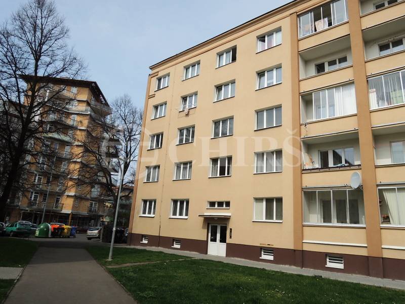 Prodej bytu 2+1/L, 57 m2, DV, ul. Na Okraji 48, Praha 6, Hvězda