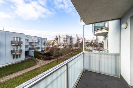 Pronájem bytu 3+kk, OV, 79 m2, ul. Dělená 976/3, Praha 5 - Řeporyje