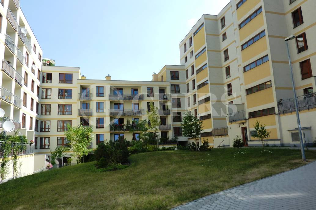 Pronájem bytu 2+kk/B/GS, OV, 58m2, ul. Pod Haltýřem 1497/13, P-4 Kunratice