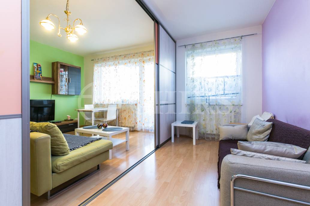 Prodej bytu 1+kk s balkonem, OV, 44m2, ul. Kudrnova 234/6, Praha 5 - Motol