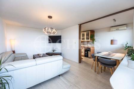 Prodej bytu 3+kk s balkonem a sklepem, OV, 84m2, ul. Ovčí hájek 2167/32, Praha 5 - Stodůlky
