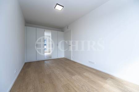 Pronájem bytu 2+kk s garážovým stáním a sklepem, OV, 44 m2, ul. Hábova 3209/5b, Praha 13 - Stodůlky