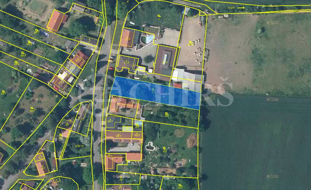 Prodej stavební parcely 1.275 m2 v obci Limuzy, střední Čechy