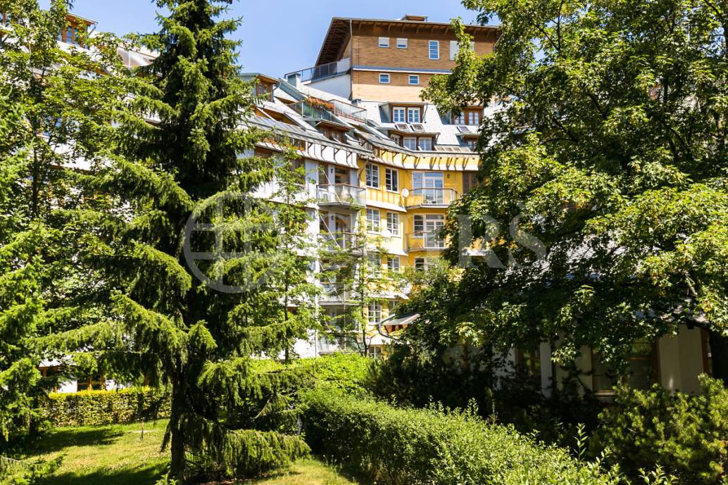 Prodej bytu 4+kk s terasou, OV, 186m2, ul. Na Okraji 439/46A, Praha 6 - Veleslavín