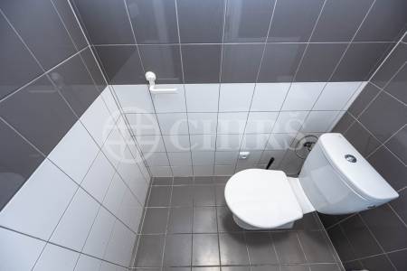 Pronájem bytu 1+kk, OV, 30 m2, ul. Husovo náměstí 10,  Hostivice