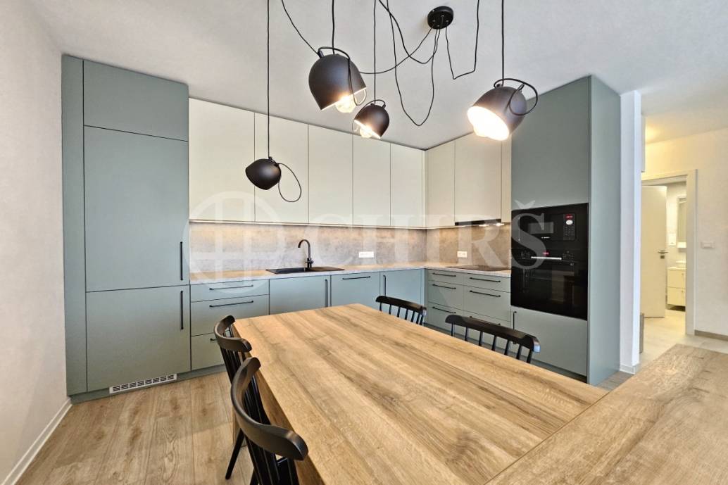 Pronájem bytu 2+kk, balkón, garážové stání, sklepy, OV, 61m2, ul. U Borského parku, Plzeň