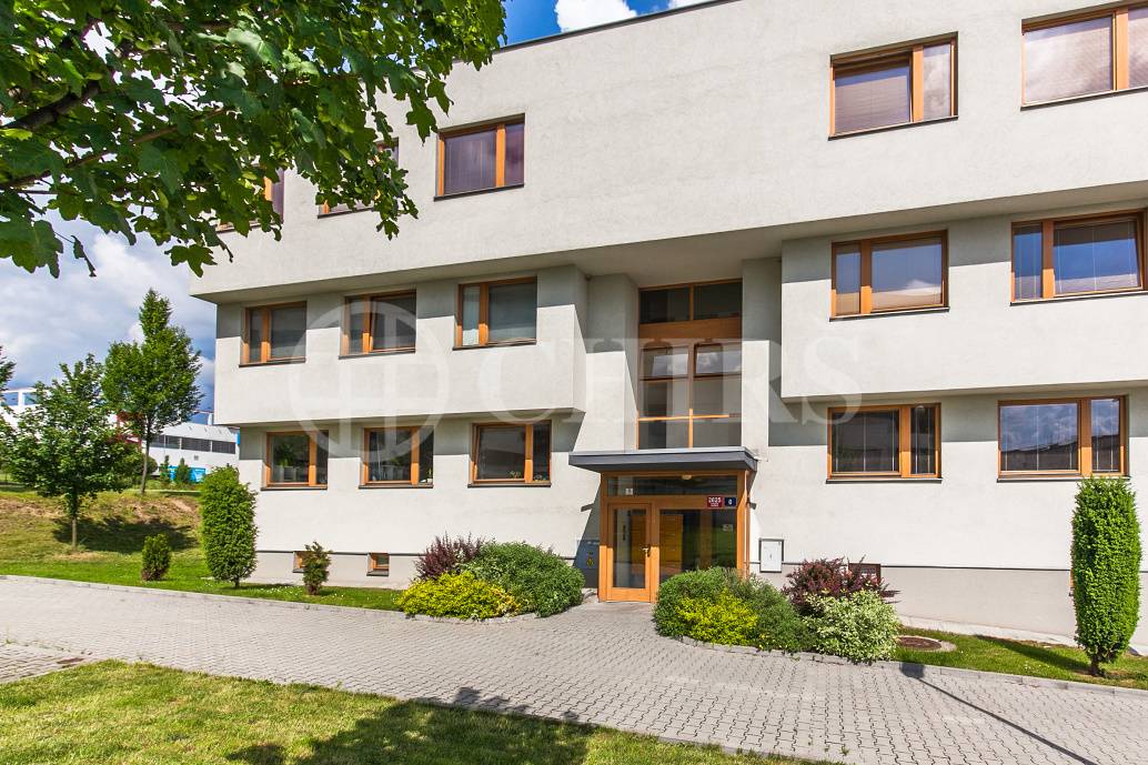 Pronájem bytu 4+kk/T/GS, OV, 95m2, ul. Dismanova 2625/6, Praha 13 - Hůrka