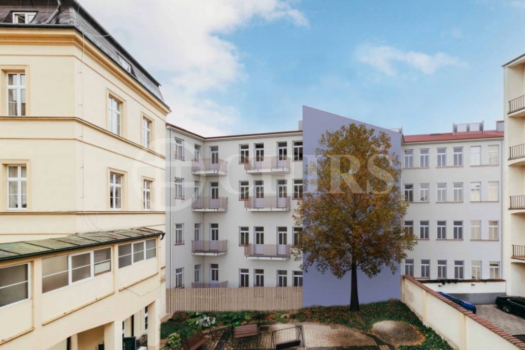Prodej bytové jednotky 2+kk, OV, 34,9 m2, ul. Na Rybníčku 1380/18, P-2