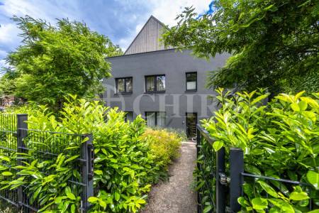 Pronájem bytu 3+kk s předzahrádkou, OV, 84m2, ul. Butovická 1006/20, Praha 5 - Jinonice
