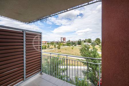 Pronájem bytu 3+kk s lodžií, balkonem, garážovým stáním a sklepem, OV, 96m2, ul. Nad Dalejským údolím 2688/1, Praha 5 - Stodůlky