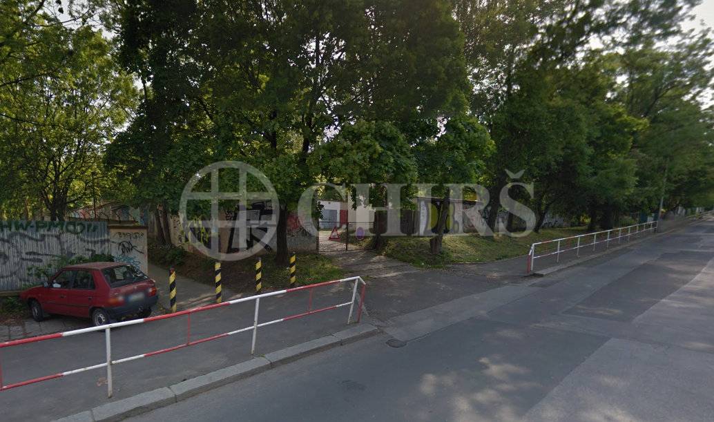 Pronájem zděné garáže, ul. Generála Píky, Praha 6-Dejvice