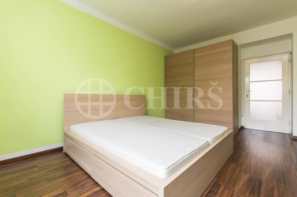 Pronájem bytu 2+kk, OV, 45 m2, ul. Šestidomí 987/4, Praha 6 - Bubeneč