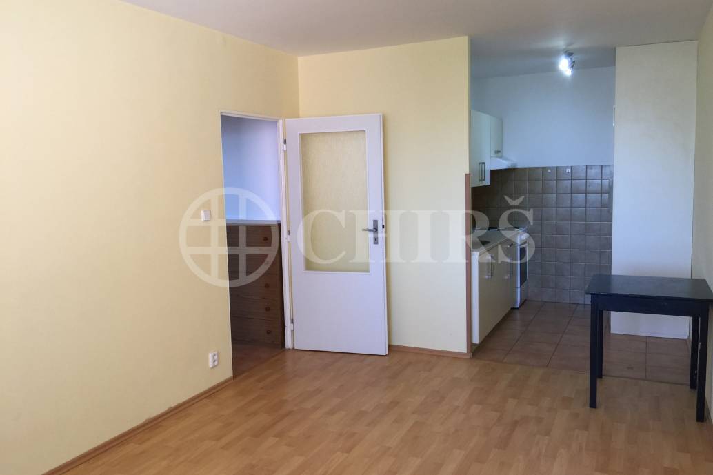 Pronájem bytu 2+kk, DV, 41m2, ul. Za Dvorem 1863, P-4 Krč 