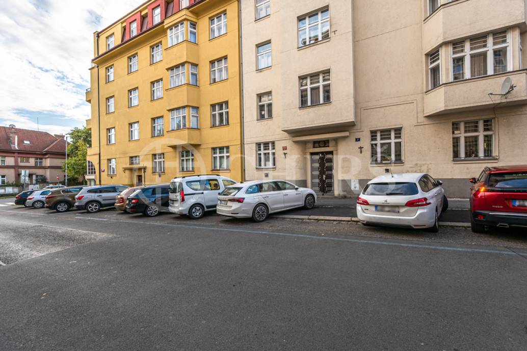 Prodej bytu 2+1, 78 m2, OV, Písecká 3, Praha 3 - Vinohrady