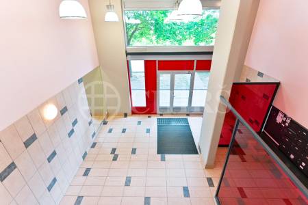 Prodej bytu 2+kk s terasou, OV, 40m2, ul. Werichova 1145/29, Praha 5 - Hlubočepy