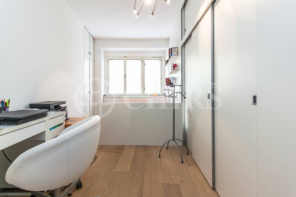 Prodej bytu 2+kk, OV, 40m2, ul. Nad Kajetánkou 1445/29, P-6 Břevnov