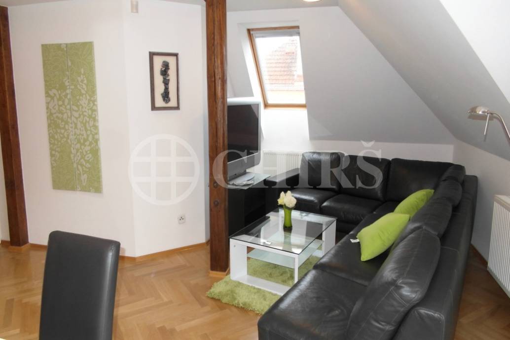 Pronájem luxusního bytu 4+kk, 147 m2, U třetí baterie, Praha 6.  