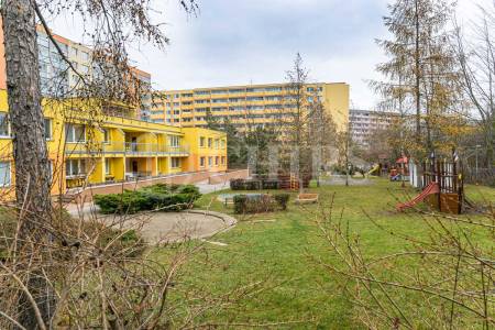 Prodej bytu 4+kk s lodžií, OV, 116m2, ul. Běhounkova 2308/15, Praha 5 - Stodůlky