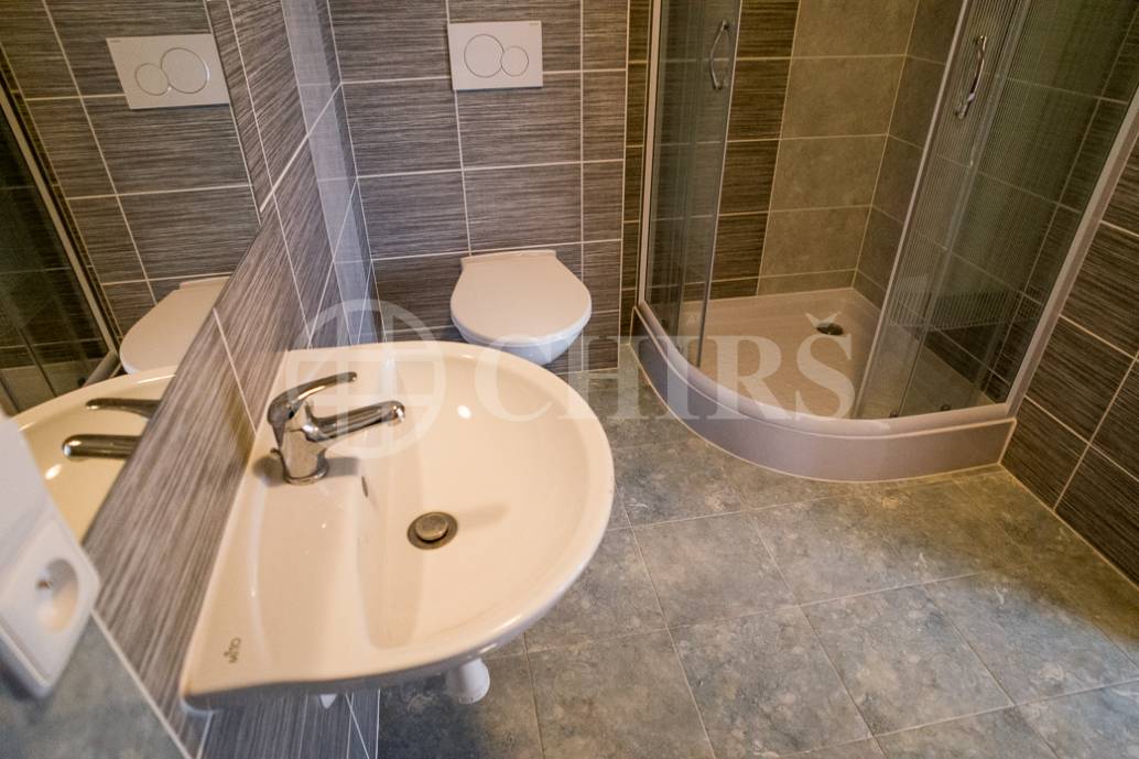 Pronájem bytu 2+kk, 42m2, ul.Na Radosti, Praha 5 -  Zličín
